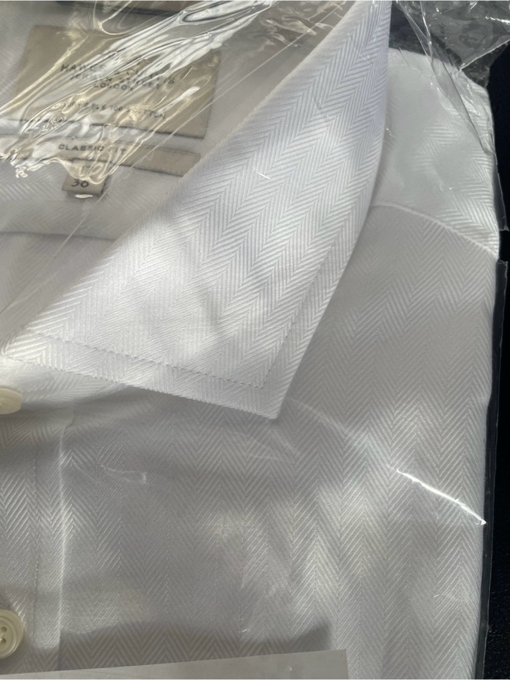 TWO Hawes & Curtis Men’s White Dress Shirt - Classic Formal Shirt - Picture 2 of 3